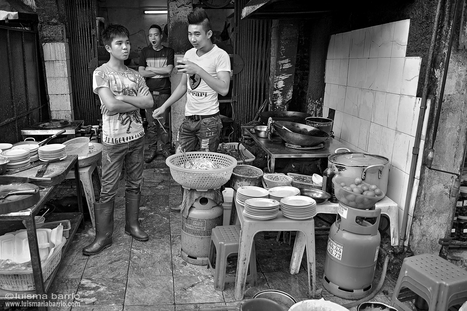 hanoi old city quarter vietnam